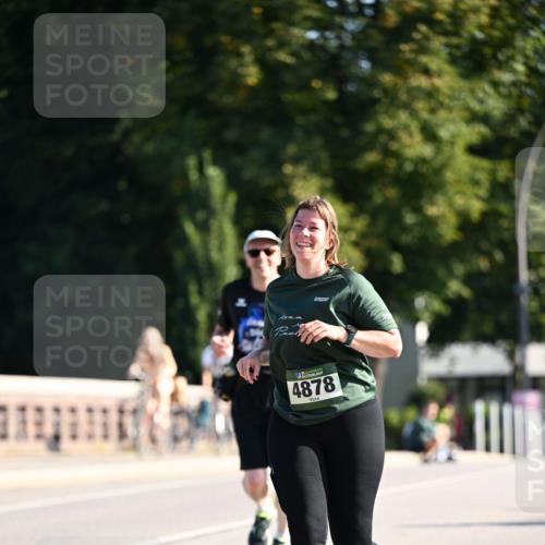 01.09.2024 - BARMER Alsterlauf Dr. Thomas Lammeyer http://msf.ph/oto/6919375 01.09.2024 09:51:19 Laufen 35, 4878 meine-sportfotos.de