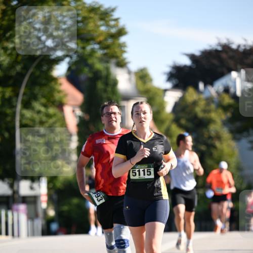 01.09.2024 - BARMER Alsterlauf Dr. Thomas Lammeyer http://msf.ph/oto/6919433 01.09.2024 09:51:22 Laufen 993, 5115 meine-sportfotos.de