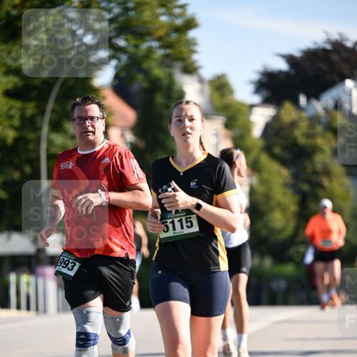 01.09.2024 - BARMER Alsterlauf Dr. Thomas Lammeyer http://msf.ph/oto/6919469 01.09.2024 09:51:24 Laufen 993, 5115 meine-sportfotos.de
