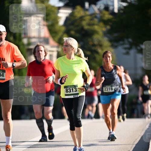 01.09.2024 - BARMER Alsterlauf Dr. Thomas Lammeyer http://msf.ph/oto/6919695 01.09.2024 09:51:34 Laufen 04, 8313, 8313, 2316 meine-sportfotos.de