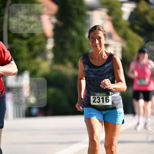 01.09.2024 - BARMER Alsterlauf Dr. Thomas Lammeyer http://msf.ph/oto/6919842 01.09.2024 09:51:39 Laufen 135, 2316 meine-sportfotos.de