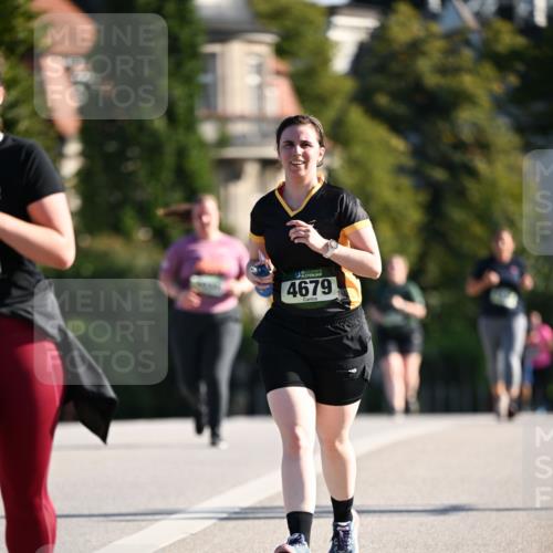 01.09.2024 - BARMER Alsterlauf Dr. Thomas Lammeyer http://msf.ph/oto/6920119 01.09.2024 09:51:51 Laufen 4679 meine-sportfotos.de