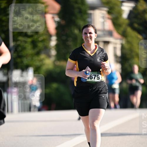 01.09.2024 - BARMER Alsterlauf Dr. Thomas Lammeyer http://msf.ph/oto/6920165 01.09.2024 09:51:52 Laufen 35, 679 meine-sportfotos.de