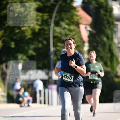 01.09.2024 - BARMER Alsterlauf Dr. Thomas Lammeyer http://msf.ph/oto/6920252 01.09.2024 09:52:01 Laufen 8320 meine-sportfotos.de
