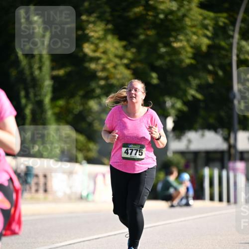 01.09.2024 - BARMER Alsterlauf Dr. Thomas Lammeyer http://msf.ph/oto/6920602 01.09.2024 09:52:17 Laufen 4775 meine-sportfotos.de