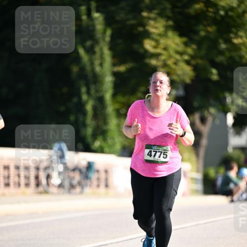 01.09.2024 - BARMER Alsterlauf Dr. Thomas Lammeyer http://msf.ph/oto/6920636 01.09.2024 09:52:18 Laufen 4775 meine-sportfotos.de