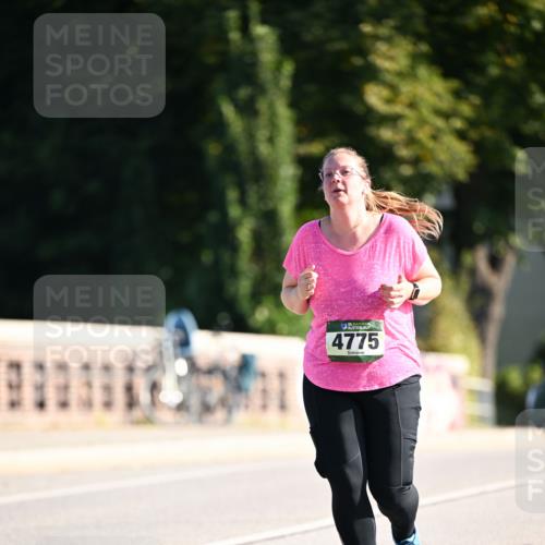 01.09.2024 - BARMER Alsterlauf Dr. Thomas Lammeyer http://msf.ph/oto/6920658 01.09.2024 09:52:18 Laufen 4775 meine-sportfotos.de