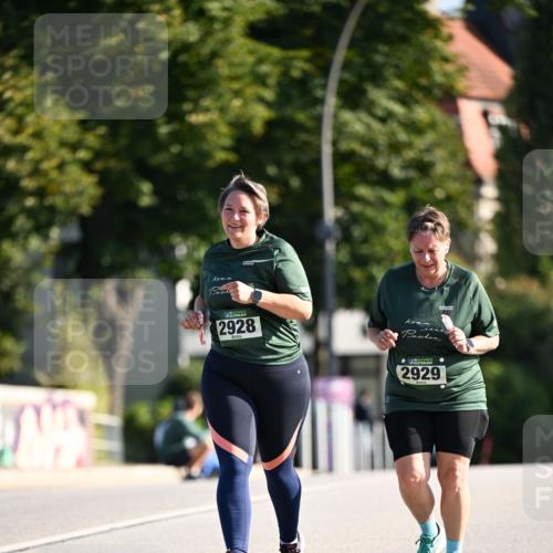 01.09.2024 - BARMER Alsterlauf Dr. Thomas Lammeyer http://msf.ph/oto/6920692 01.09.2024 09:52:31 Laufen 2928, 2929 meine-sportfotos.de