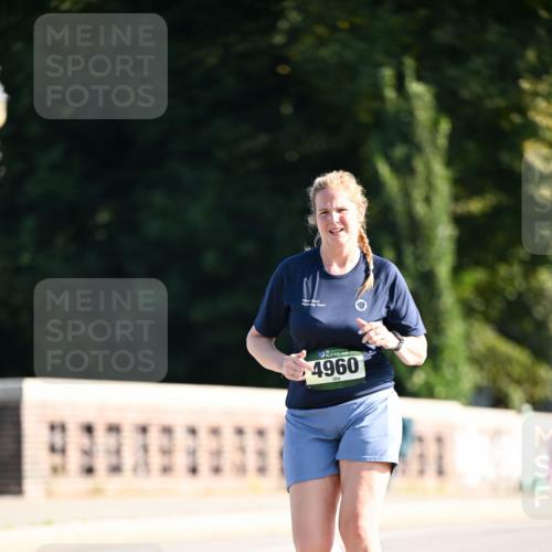 01.09.2024 - BARMER Alsterlauf Dr. Thomas Lammeyer http://msf.ph/oto/6920830 01.09.2024 09:52:47 Laufen 4960 meine-sportfotos.de