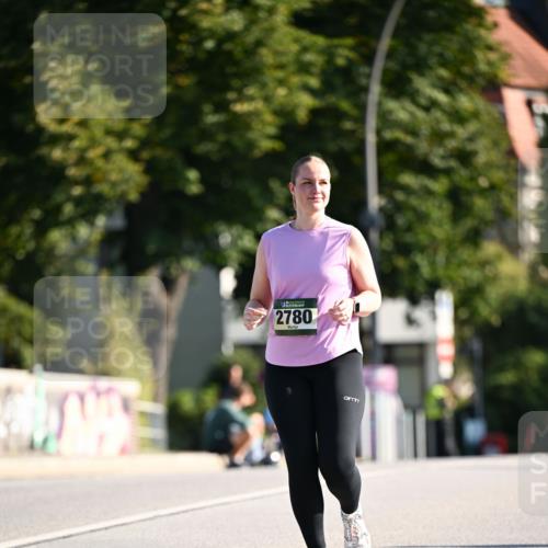 01.09.2024 - BARMER Alsterlauf Dr. Thomas Lammeyer http://msf.ph/oto/6920878 01.09.2024 09:52:54 Laufen 2780 meine-sportfotos.de