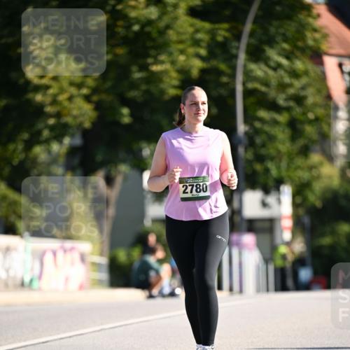 01.09.2024 - BARMER Alsterlauf Dr. Thomas Lammeyer http://msf.ph/oto/6920882 01.09.2024 09:52:54 Laufen 2780 meine-sportfotos.de