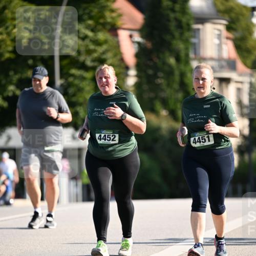 01.09.2024 - BARMER Alsterlauf Dr. Thomas Lammeyer http://msf.ph/oto/6920945 01.09.2024 09:53:00 Laufen 4452, 4451 meine-sportfotos.de