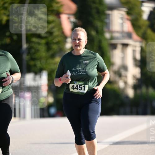 01.09.2024 - BARMER Alsterlauf Dr. Thomas Lammeyer http://msf.ph/oto/6920988 01.09.2024 09:53:02 Laufen 35, 4451 meine-sportfotos.de