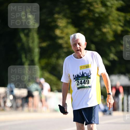 01.09.2024 - BARMER Alsterlauf Dr. Thomas Lammeyer http://msf.ph/oto/6921101 01.09.2024 09:53:44 Laufen 35, 2449 meine-sportfotos.de