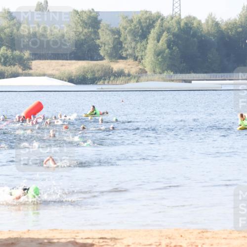 01.09.2024 - 17. Tribühne Triathlon Luisa Fischer http://msf.ph/oto/6921118 01.09.2024 09:01:57 Schwimmen 30 meine-sportfotos.de