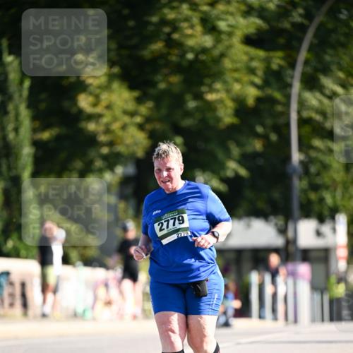 01.09.2024 - BARMER Alsterlauf Dr. Thomas Lammeyer http://msf.ph/oto/6921143 01.09.2024 09:53:49 Laufen 2779, 2779 meine-sportfotos.de