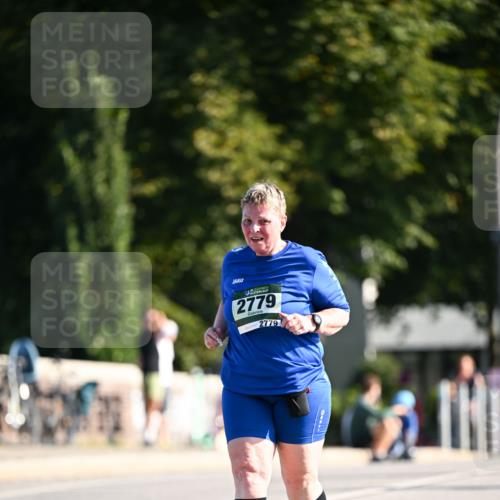 01.09.2024 - BARMER Alsterlauf Dr. Thomas Lammeyer http://msf.ph/oto/6921163 01.09.2024 09:53:49 Laufen 2779, 2779 meine-sportfotos.de