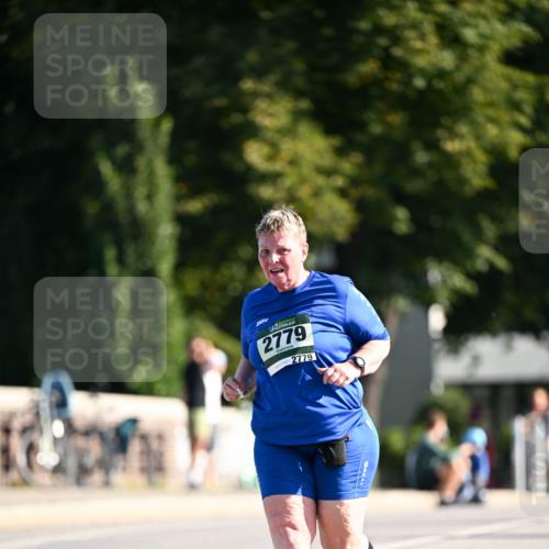 01.09.2024 - BARMER Alsterlauf Dr. Thomas Lammeyer http://msf.ph/oto/6921166 01.09.2024 09:53:49 Laufen 914, 2779, 2779 meine-sportfotos.de