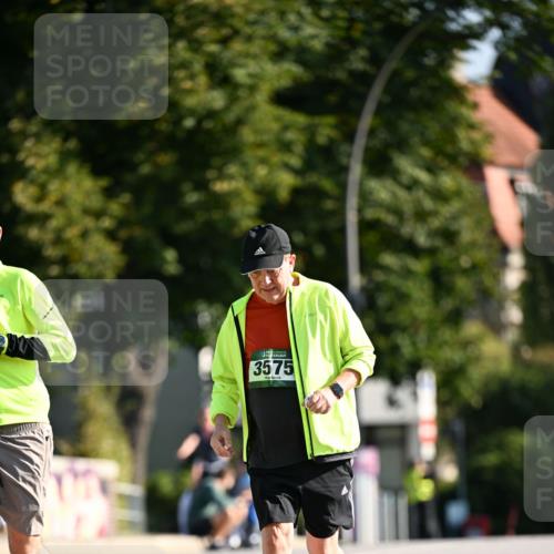 01.09.2024 - BARMER Alsterlauf Dr. Thomas Lammeyer http://msf.ph/oto/6921196 01.09.2024 09:53:54 Laufen 3575 meine-sportfotos.de