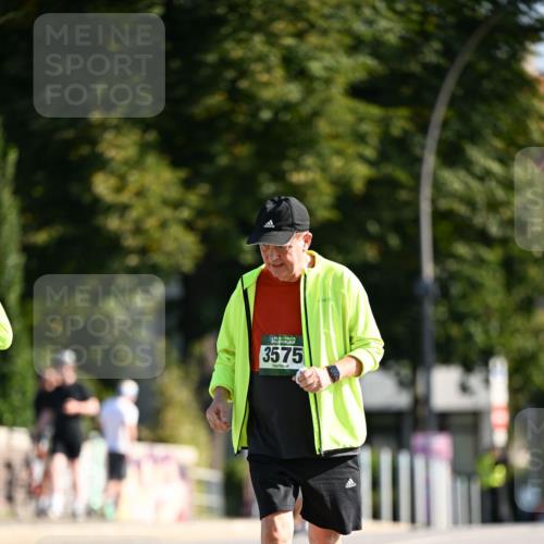 01.09.2024 - BARMER Alsterlauf Dr. Thomas Lammeyer http://msf.ph/oto/6921222 01.09.2024 09:53:55 Laufen 135, 3575 meine-sportfotos.de