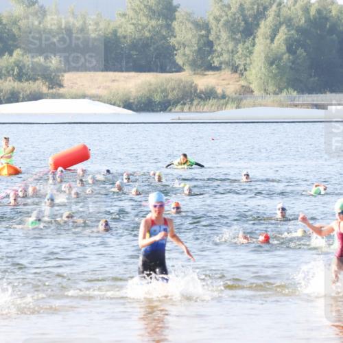 01.09.2024 - 17. Tribühne Triathlon Luisa Fischer http://msf.ph/oto/6921231 01.09.2024 09:02:25 Schwimmen 7, 11, 40 meine-sportfotos.de