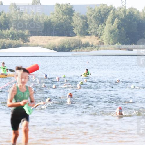 01.09.2024 - 17. Tribühne Triathlon Luisa Fischer http://msf.ph/oto/6921297 01.09.2024 09:02:36 Schwimmen 7, 11, 40, 43 meine-sportfotos.de