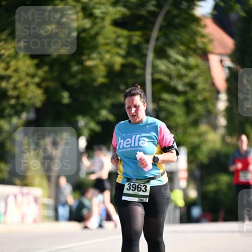 01.09.2024 - BARMER Alsterlauf Dr. Thomas Lammeyer http://msf.ph/oto/6921306 01.09.2024 09:54:06 Laufen 3963, 3963 meine-sportfotos.de