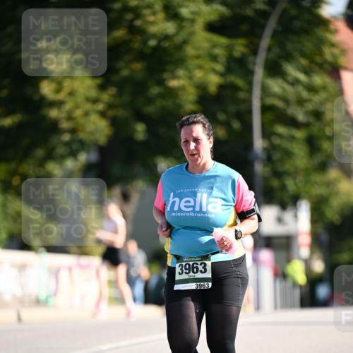 01.09.2024 - BARMER Alsterlauf Dr. Thomas Lammeyer http://msf.ph/oto/6921323 01.09.2024 09:54:07 Laufen 3963, 3963 meine-sportfotos.de