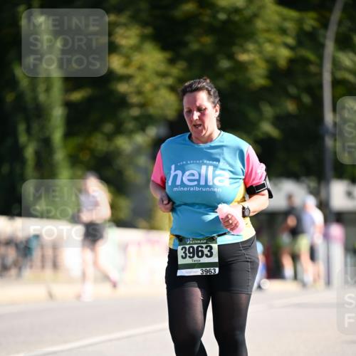 01.09.2024 - BARMER Alsterlauf Dr. Thomas Lammeyer http://msf.ph/oto/6921345 01.09.2024 09:54:08 Laufen 3963, 3963 meine-sportfotos.de