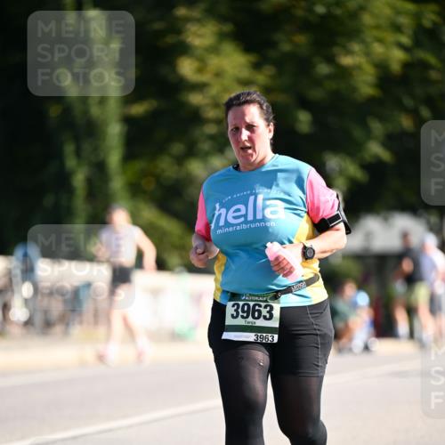 01.09.2024 - BARMER Alsterlauf Dr. Thomas Lammeyer http://msf.ph/oto/6921350 01.09.2024 09:54:08 Laufen 3963, 3963 meine-sportfotos.de