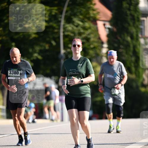 01.09.2024 - BARMER Alsterlauf Dr. Thomas Lammeyer http://msf.ph/oto/6921546 01.09.2024 09:54:17 Laufen 3380, 3380 meine-sportfotos.de