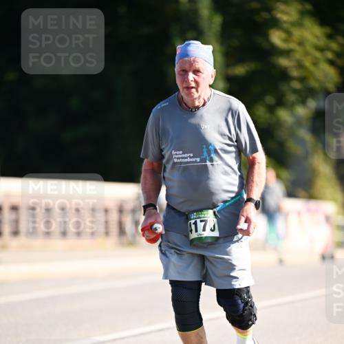 01.09.2024 - BARMER Alsterlauf Dr. Thomas Lammeyer http://msf.ph/oto/6921601 01.09.2024 09:54:23 Laufen 35, 4170 meine-sportfotos.de