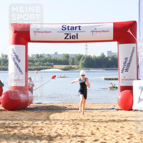 01.09.2024 - 17. Tribühne Triathlon Luisa Fischer http://msf.ph/oto/6921773 01.09.2024 09:04:44 Schwimmen 21 meine-sportfotos.de