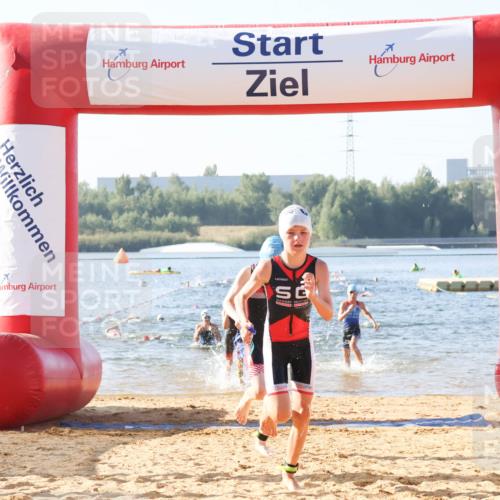 01.09.2024 - 17. Tribühne Triathlon Luisa Fischer http://msf.ph/oto/6922251 01.09.2024 09:29:49 Schwimmen 66, 67, 90, 106, 130, 133 meine-sportfotos.de