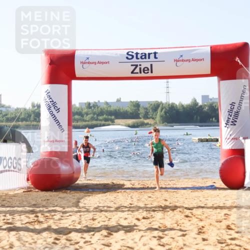 01.09.2024 - 17. Tribühne Triathlon Luisa Fischer http://msf.ph/oto/6922313 01.09.2024 09:30:00 Schwimmen 62, 66, 84, 90, 106, 110, 125 meine-sportfotos.de