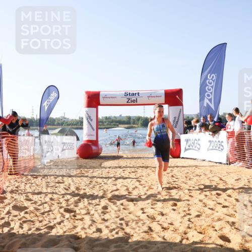 01.09.2024 - 17. Tribühne Triathlon Luisa Fischer http://msf.ph/oto/6922338 01.09.2024 09:30:06 Schwimmen 62, 66, 79, 84, 110, 125 meine-sportfotos.de