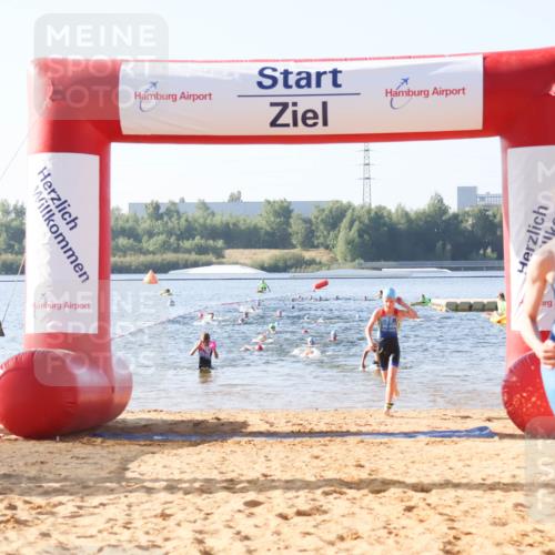 01.09.2024 - 17. Tribühne Triathlon Luisa Fischer http://msf.ph/oto/6922386 01.09.2024 09:30:24 Schwimmen 63, 65, 68, 96, 103, 112, 127 meine-sportfotos.de