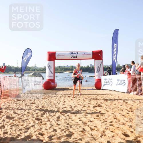 01.09.2024 - 17. Tribühne Triathlon Luisa Fischer http://msf.ph/oto/6922582 01.09.2024 09:31:20 Schwimmen 58, 77, 87, 97, 129 meine-sportfotos.de