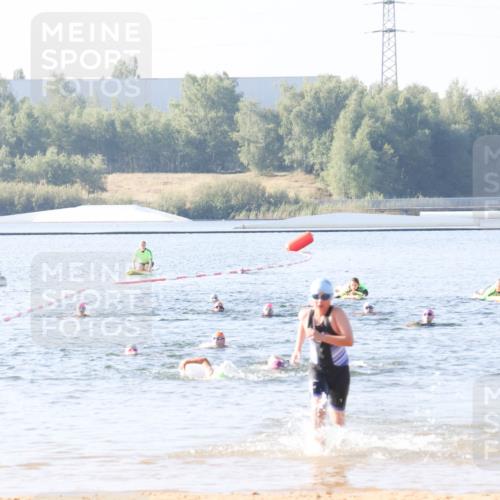 01.09.2024 - 17. Tribühne Triathlon Luisa Fischer http://msf.ph/oto/6922598 01.09.2024 09:31:27 Schwimmen 87, 97, 122 meine-sportfotos.de