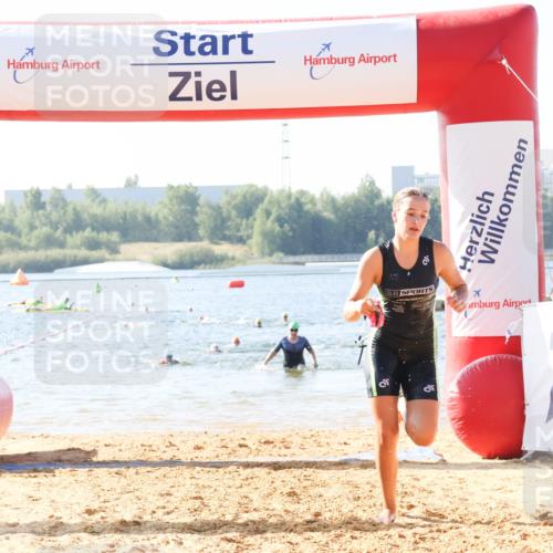 01.09.2024 - 17. Tribühne Triathlon Luisa Fischer http://msf.ph/oto/6925024 01.09.2024 10:25:45 Schwimmen 193, 212, 214, 223, 241, 307 meine-sportfotos.de
