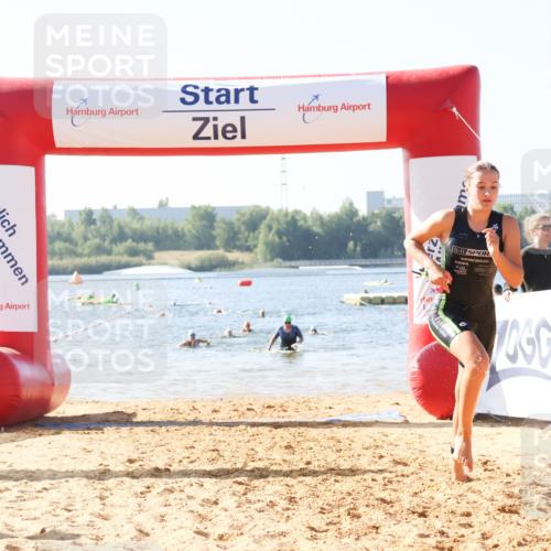 01.09.2024 - 17. Tribühne Triathlon Luisa Fischer http://msf.ph/oto/6925026 01.09.2024 10:25:45 Schwimmen 193, 212, 214, 223, 241, 307 meine-sportfotos.de