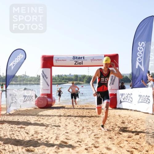 01.09.2024 - 17. Tribühne Triathlon Luisa Fischer http://msf.ph/oto/6925121 01.09.2024 10:26:30 Schwimmen 180, 235, 245, 282, 284 meine-sportfotos.de