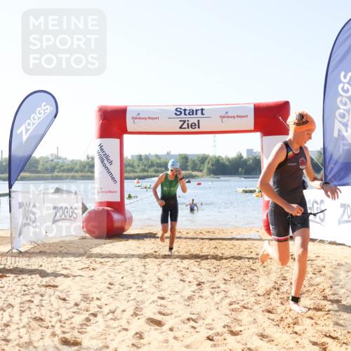 01.09.2024 - 17. Tribühne Triathlon Luisa Fischer http://msf.ph/oto/6925138 01.09.2024 10:26:36 Schwimmen 180, 235, 245, 282, 284 meine-sportfotos.de