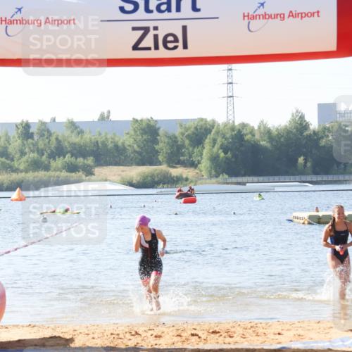 01.09.2024 - 17. Tribühne Triathlon Luisa Fischer http://msf.ph/oto/6925173 01.09.2024 10:26:55 Schwimmen 201, 203, 276 meine-sportfotos.de