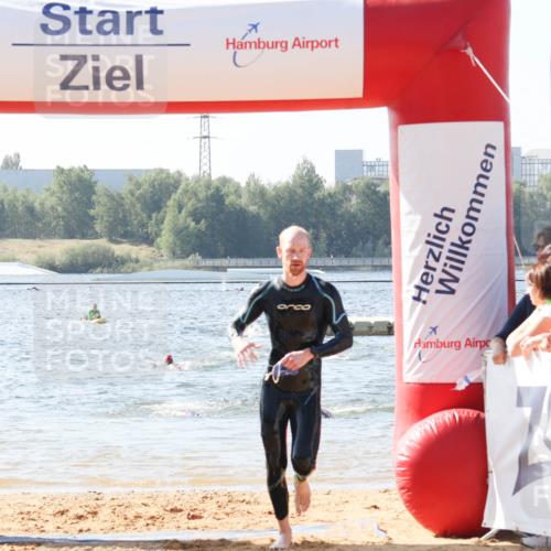 01.09.2024 - 17. Tribühne Triathlon Luisa Fischer http://msf.ph/oto/6925683 01.09.2024 10:50:39 Schwimmen 311, 319, 391 meine-sportfotos.de