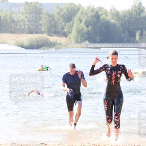 01.09.2024 - 17. Tribühne Triathlon Luisa Fischer http://msf.ph/oto/6925698 01.09.2024 10:50:46 Schwimmen 320, 391, 396 meine-sportfotos.de