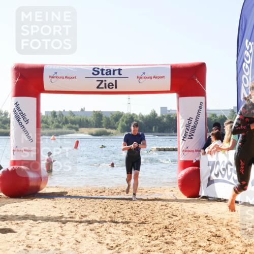 01.09.2024 - 17. Tribühne Triathlon Luisa Fischer http://msf.ph/oto/6925720 01.09.2024 10:50:51 Schwimmen 320, 396 meine-sportfotos.de
