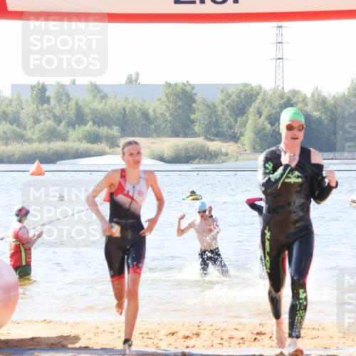 01.09.2024 - 17. Tribühne Triathlon Luisa Fischer http://msf.ph/oto/6925931 01.09.2024 10:52:30 Schwimmen 318, 331, 341, 379, 432 meine-sportfotos.de