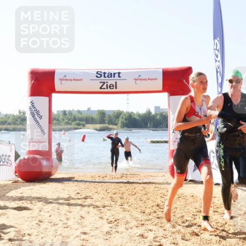 01.09.2024 - 17. Tribühne Triathlon Luisa Fischer http://msf.ph/oto/6925942 01.09.2024 10:52:33 Schwimmen 318, 331, 341, 379, 432 meine-sportfotos.de