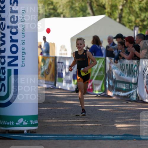01.09.2024 - 17. Tribühne Triathlon Michael Strokosch http://msf.ph/oto/6930818 01.09.2024 09:47:38 Ziel 67, 89, 90, 106 meine-sportfotos.de